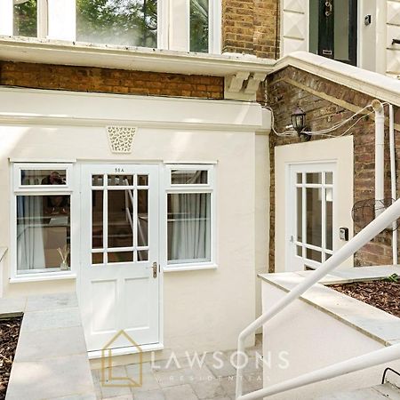 Stylish Living By Lawsons - 3 En Suites ウィンザー エクステリア 写真